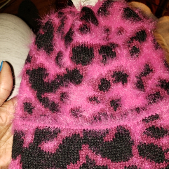 Dkny beanie - Picture 4 of 4